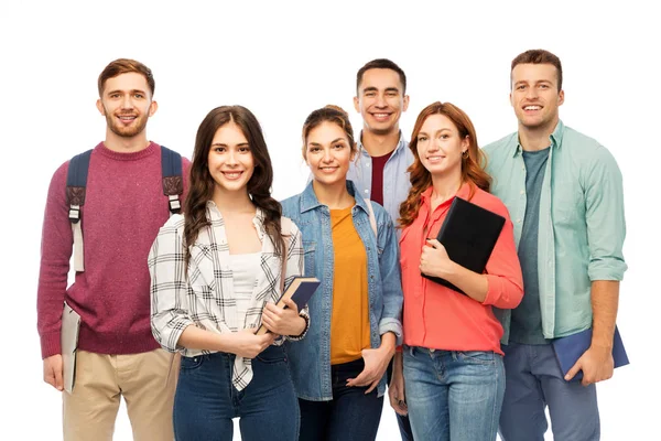 Grupp leende studenter med böcker — Stockfoto