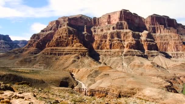 View of grand canyon cliffs and colorado river — Stock Video