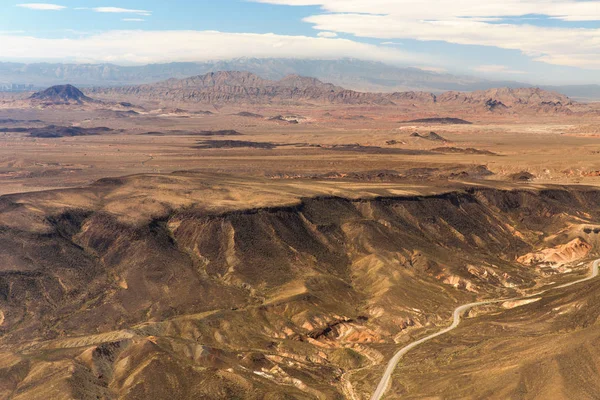 Vista aérea del gran cañón desde el helicóptero —  Fotos de Stock