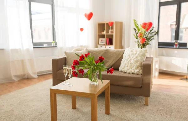 Nappali szoba, vagy otthon díszített, Valentin-nap — Stock Fotó