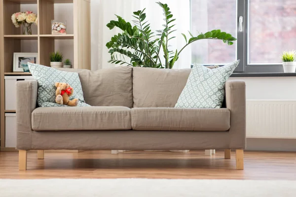 Sofa with cushions at cozy home living room — Stock Photo, Image