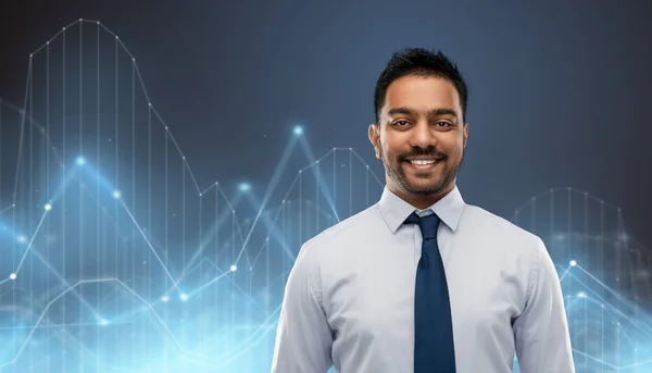 Indiase zakenman met virtuele grafiek hologrammen — Stockfoto