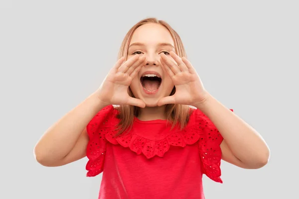 Beautiful girl calling for someone or shouting — Stock Photo, Image