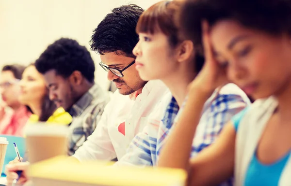 Internationella studenter på föreläsning — Stockfoto