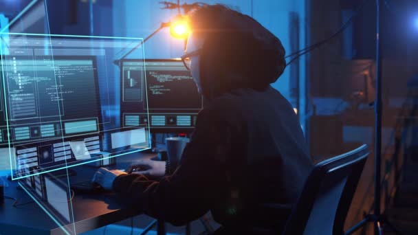 Hacker utilizando el virus informático para el ataque cibernético — Vídeos de Stock