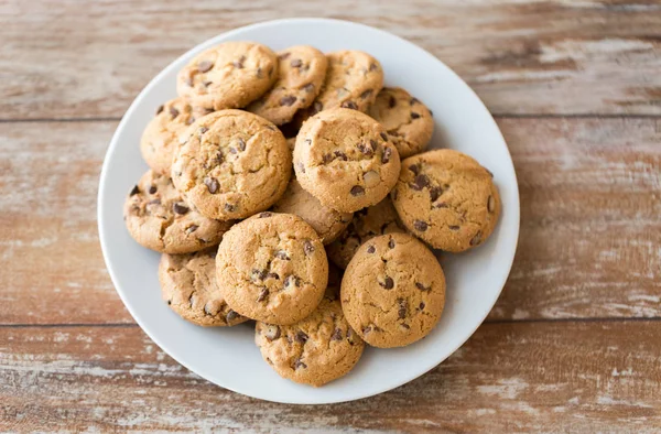 Közeli zabpehely cookie-k a tányéron — Stock Fotó