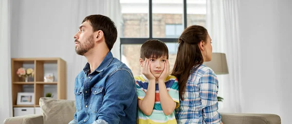 Unhappy family at home — Stock Photo, Image