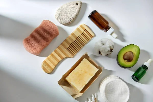 Cosméticos naturales y productos ecológicos para el cuidado del cuerpo —  Fotos de Stock