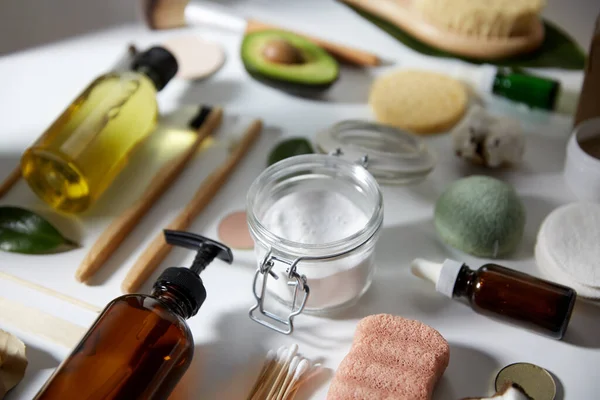 Cosméticos naturales y productos ecológicos para el cuidado del cuerpo — Foto de Stock