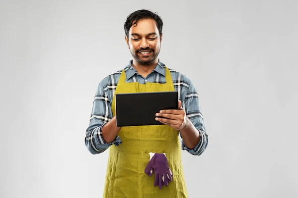 Indian male gardener or farmer with tablet pc — Stock Photo, Image