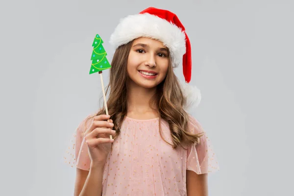 圣诞快乐的少女戴着圣诞礼帽 — 图库照片