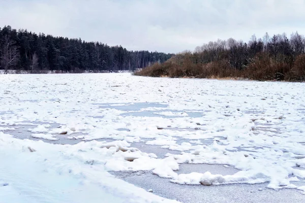 Ghiaccio Sul Fiume Sera Inverno Bielorussia — Foto Stock