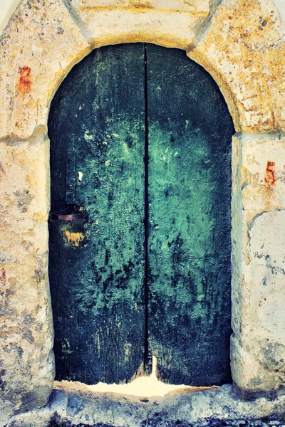 Starý zelený dveře — Stock fotografie