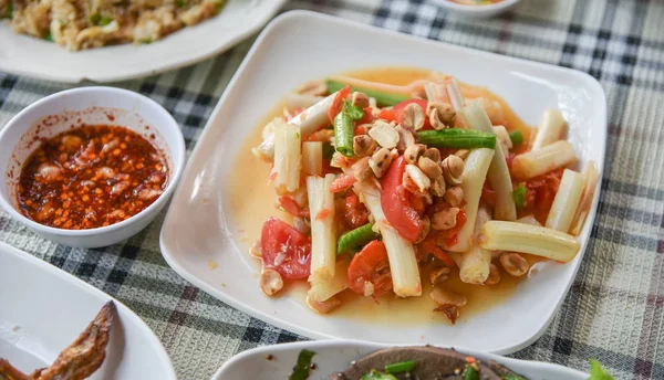 Lotus Stam Kruidige Salade Thais Eten — Stockfoto