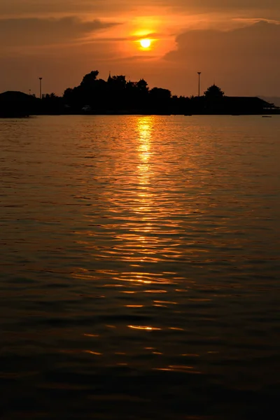Joli Ciel Sous Marin Avec Silhouette Insulaire — Photo