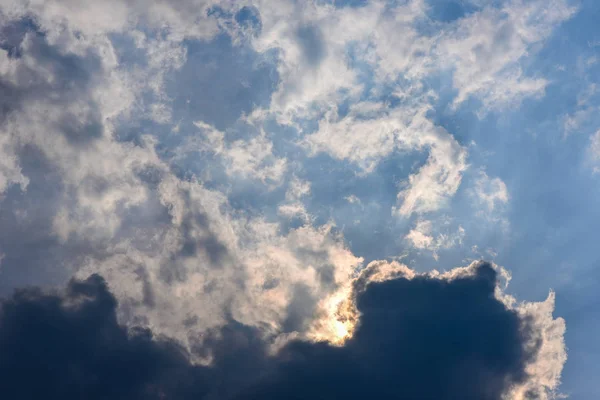 Luz Sol Com Nuvens Natureza Fundo — Fotografia de Stock