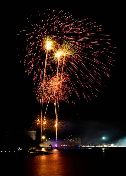 Chonburi Thailandia Gennaio Fuoco Artificio Capodanno Con Bangsaen Gennaio 2019 — Foto Stock