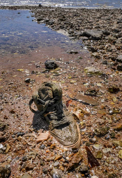 Gammal Sko Stranden — Stockfoto