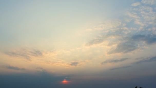 Time Lapse Sunset Sky Zoom Out Tilt Shot — Stock Video