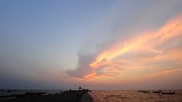 Time Lapse Dramatic Sky Sea Sihouette Traffic Jetty Chonburi Thaïlande — Video