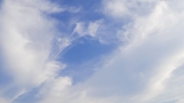 Temps Écoulé Depuis Les Nuages Mouvants Dans Ciel Bleu — Video