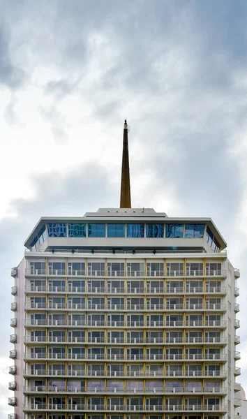Fasada budynku hotelu Dusit Thani — Zdjęcie stockowe