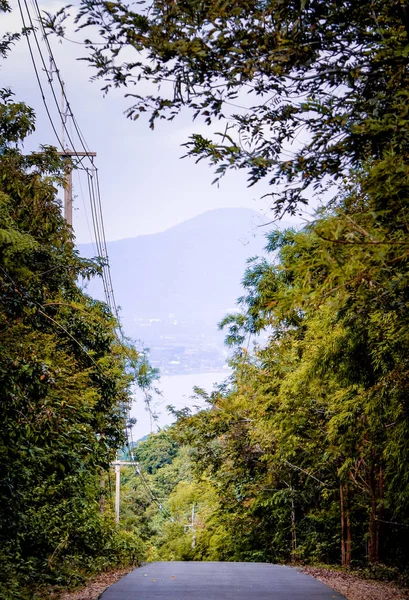 Down hill road at moutain — Stock Photo, Image