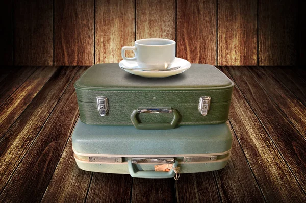 Coffee Cup Vintage Travel Bag Wooden Wall Background — Stock Photo, Image