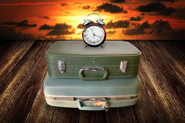 Time Travel Concept Alarm Clock Vintage Travel Bag Sky Background — Stock Photo, Image