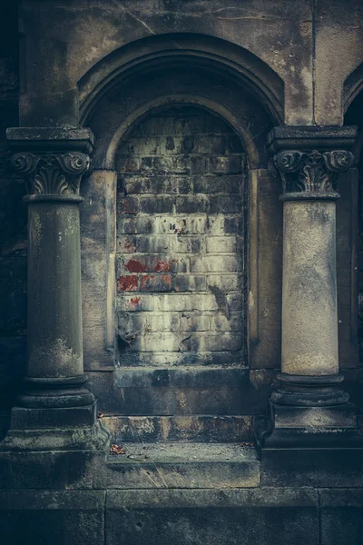 Alte Grunge Stone Wall Textur und Muster Hintergrund für Halloween-Design und Text — Stockfoto