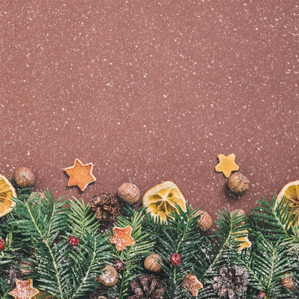 बर्गंडी पार्श्वभूमीवर ख्रिसमस सीमा डिझाइन — स्टॉक फोटो, इमेज