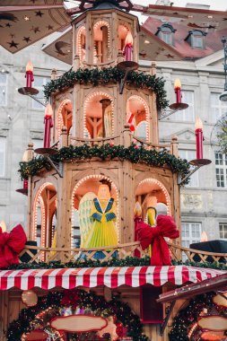 Işıklı Noel Fuar ile tesisat melekler ile