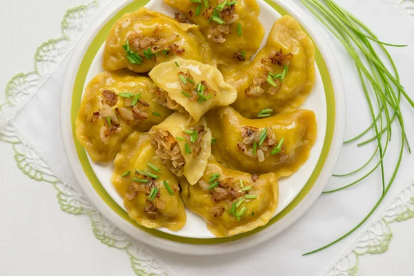 Dumplings Con Col Cebollas Fritas Esta Una Comida Muy Popular — Foto de Stock