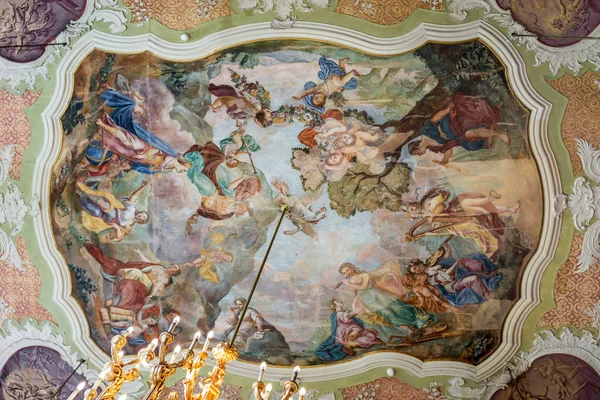 Walbrzych. Polonia - 8 de septiembre de 2019: Interior en el castillo de Ksiaz — Foto de Stock