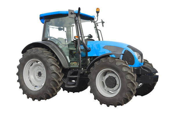 Синий сельскохозяйственный трактор изолирован на белом фоне
