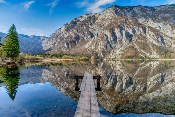 Lago Bohinj en el Parque Nacional de Triglav — Foto de Stock