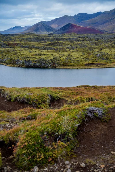 Naturwunder und Farben des schönen Island — Stockfoto