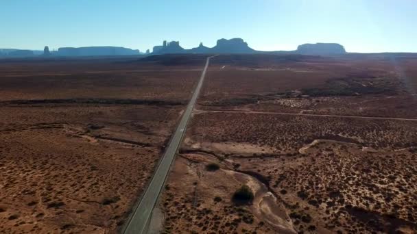記念碑の谷、アリゾナ、米国の空撮 — ストック動画