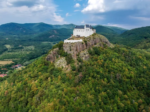 Castelo de Fuzer na Hungria na Europa — Fotografia de Stock