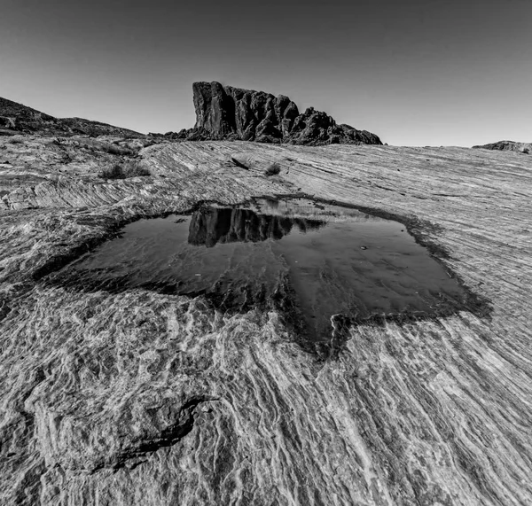 화재 주립 공원의 계곡에 있는 암석 형성, 네바다 미국 — 스톡 사진
