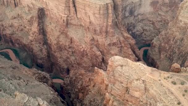 Flygbild över Arizonas lilla Colorado River Gorge — Stockvideo