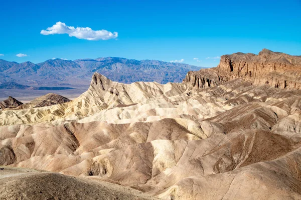 扎布里斯基点泥石形成荒地死亡谷国家公园加州 — 图库照片
