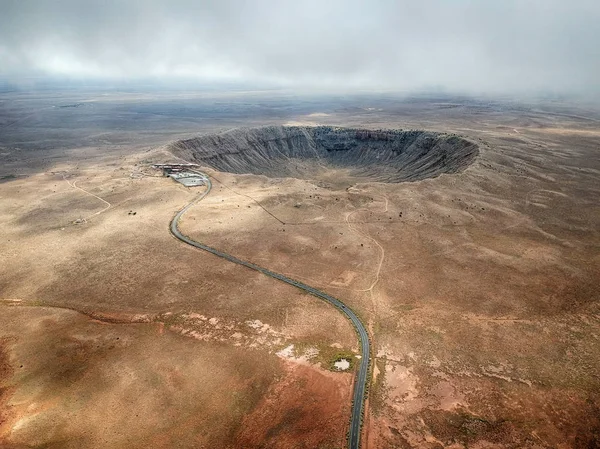 Aérea de ángulo alto del cráter del meteorito, Arizona . — Foto de Stock