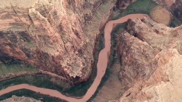 Arizonas küçük Colorado Nehri Gorge havadan görünümü — Stok video