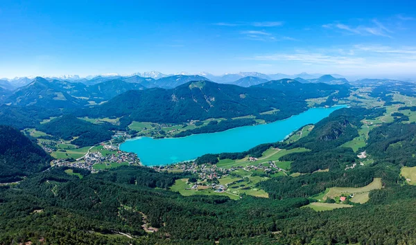 Fuschlsee Gölü, Salzkammergut, Avusturya, yaz aylarında — Stok fotoğraf