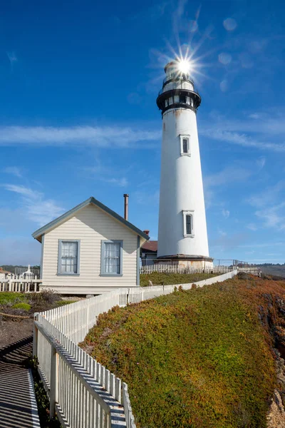 California Pigeon Point Lighthouse havadan görünümü, ABD — Stok fotoğraf