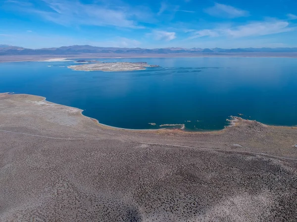 Veduta aerea del lago Mono in California, USA — Foto Stock