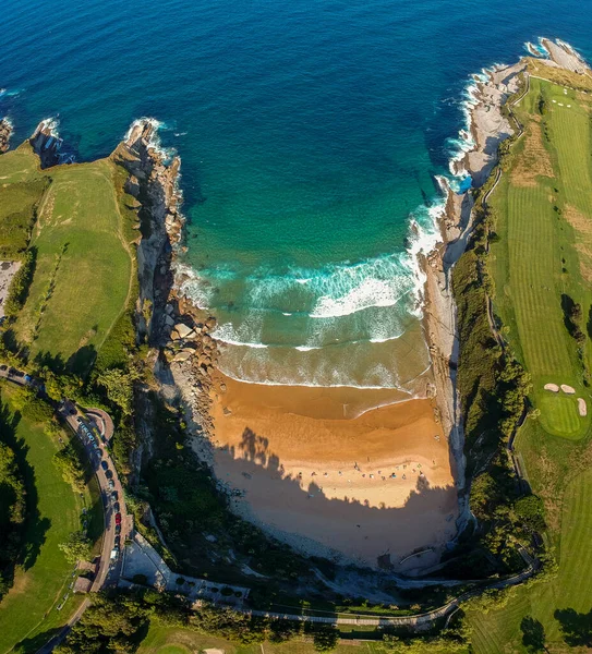 Luftaufnahme vom Strand Playa de Matalenas, Santander, Kantabrien, Spanien — Stockfoto