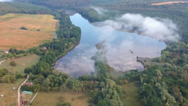 Pemandangan udara danau Hermann Otto di Hungaria — Stok Video