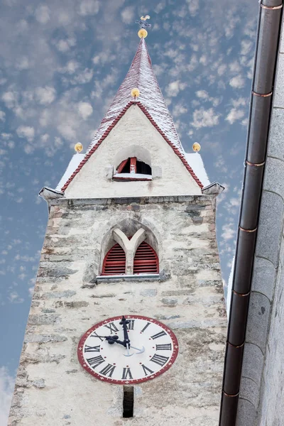 Iglesia Riva Tures Con Nieve Tirol Del Sur Italia — Foto de Stock